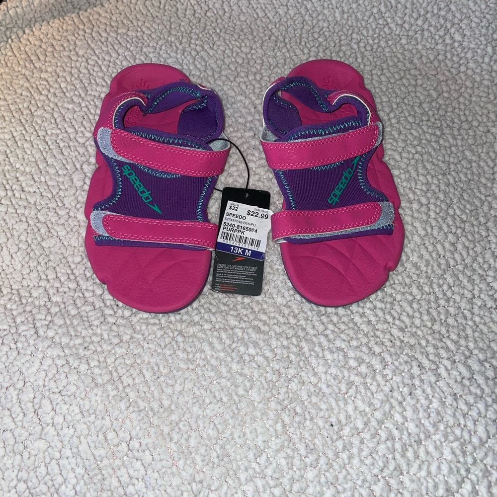Speedo Pink/Purple Sandals  Girl Size 13 New with tag.